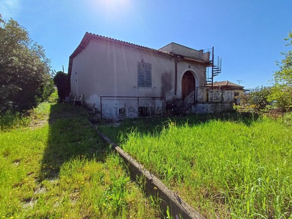 appartamento in vendita a Zagarolo in zona Valle Martella