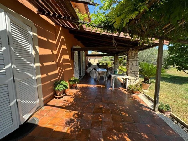 casa indipendente in vendita a Zagarolo