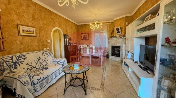 casa indipendente in vendita a Zagarolo