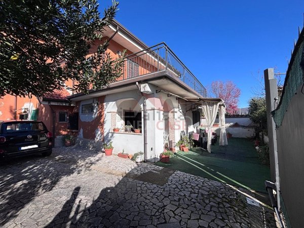 casa indipendente in vendita a Zagarolo