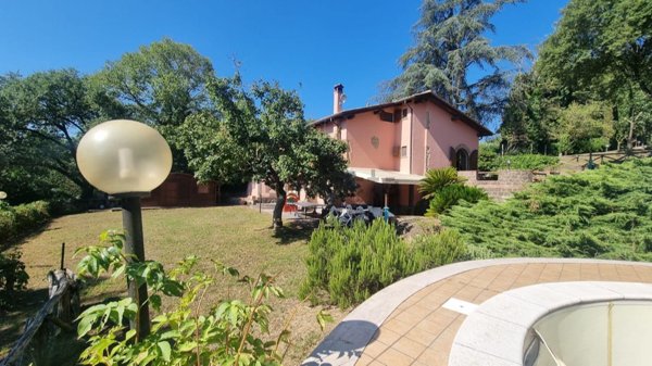 casa indipendente in vendita a Zagarolo