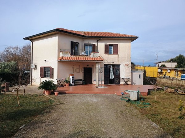 casa indipendente in vendita a Zagarolo