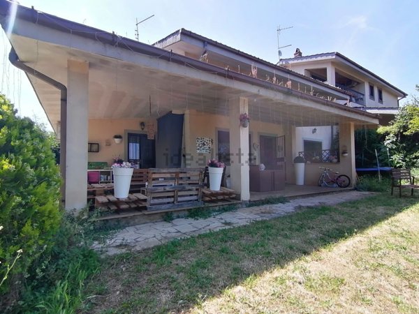 casa indipendente in vendita a Zagarolo