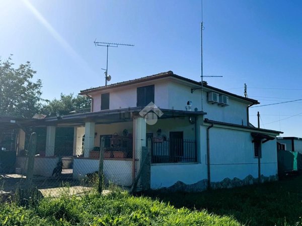 casa indipendente in vendita a Zagarolo
