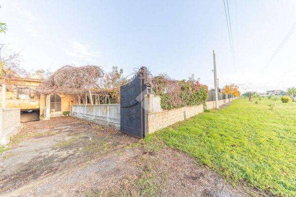 casa indipendente in vendita a Zagarolo in zona Valle Martella
