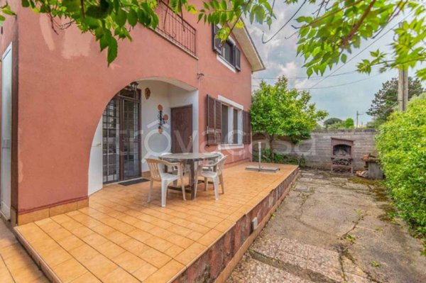casa indipendente in vendita a Zagarolo