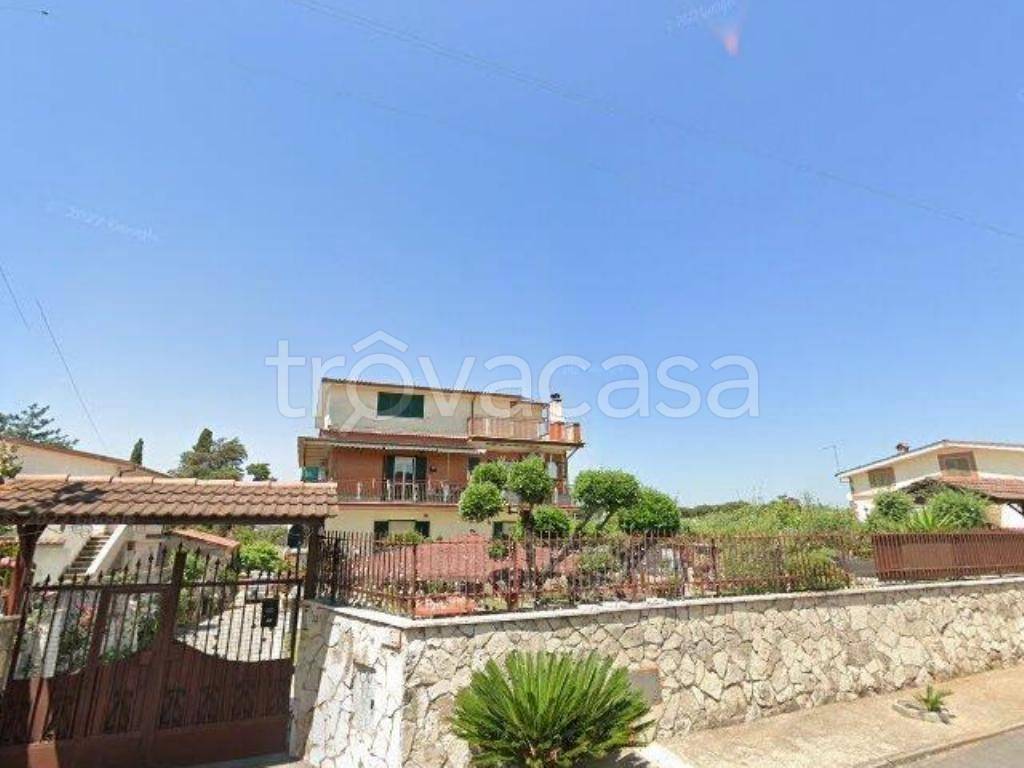 casa indipendente in vendita a Zagarolo in zona Valle Martella
