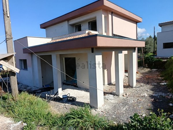 casa indipendente in vendita a Zagarolo