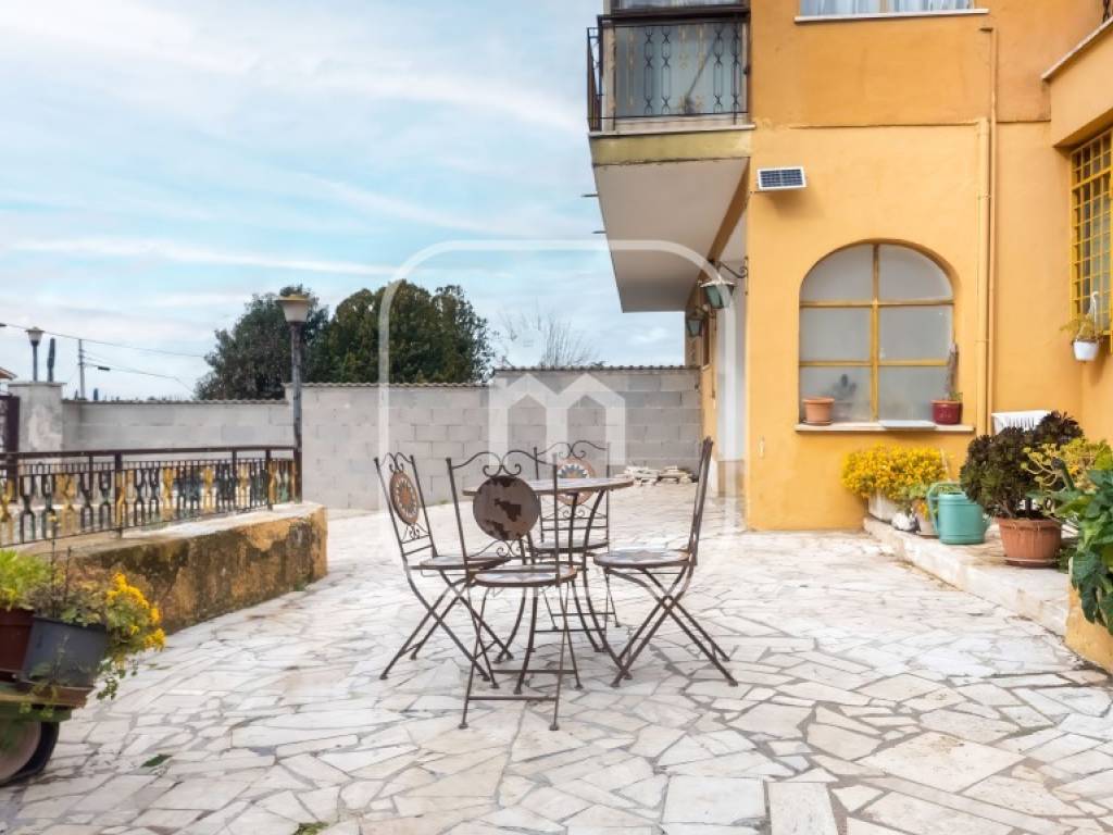 appartamento in vendita a Zagarolo in zona Valle Martella