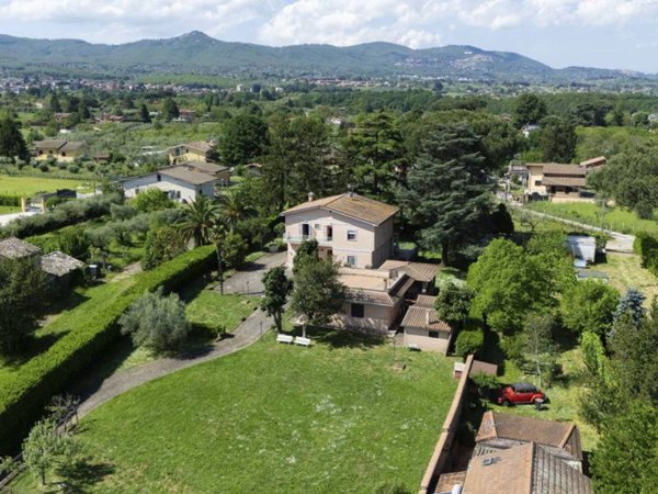 casa indipendente in vendita a Zagarolo