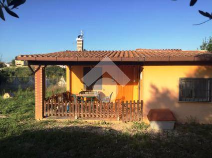 casa indipendente in vendita a Zagarolo in zona Valle Martella