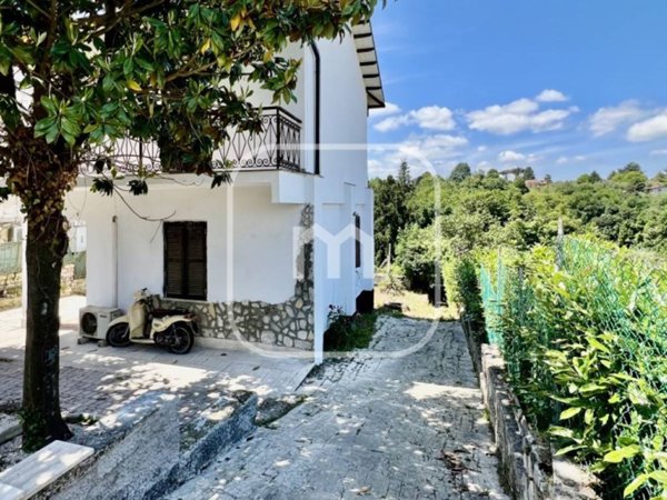casa indipendente in vendita a Zagarolo