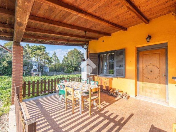 casa indipendente in vendita a Zagarolo in zona Valle Martella