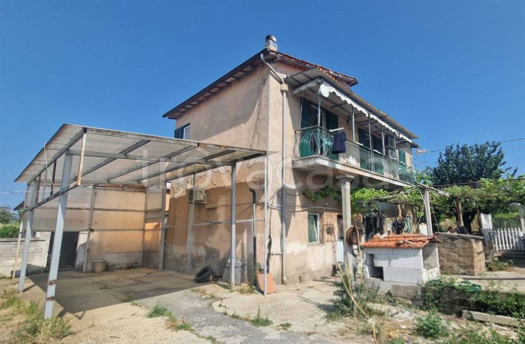 casa indipendente in vendita a Zagarolo