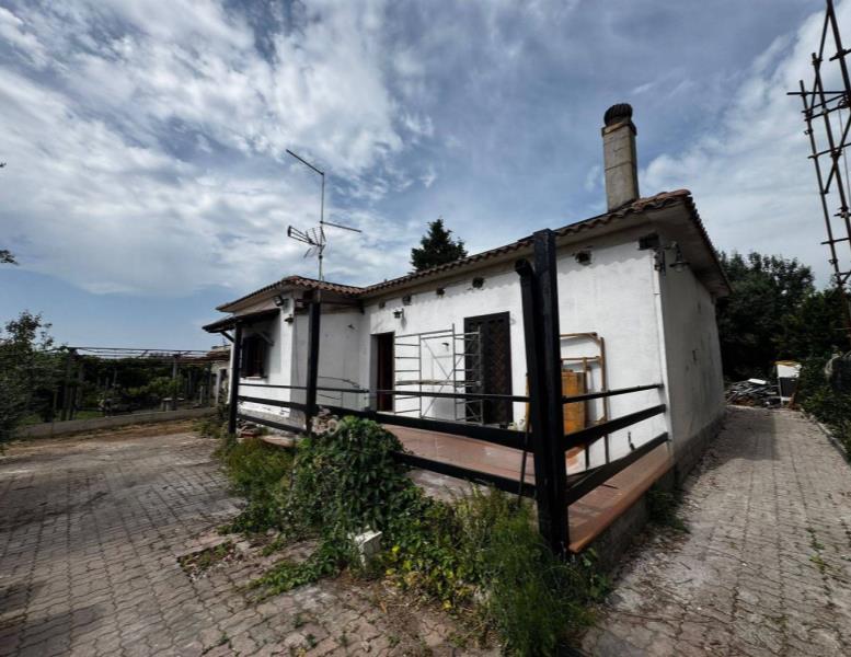 casa indipendente in vendita a Zagarolo
