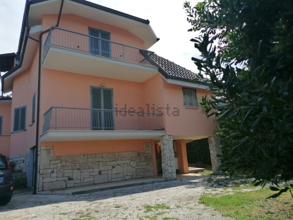 casa indipendente in vendita a Zagarolo