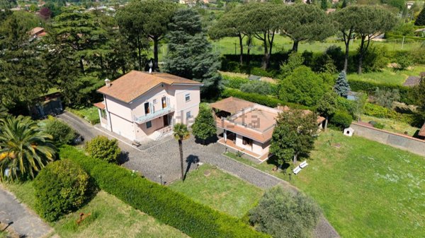 casa indipendente in vendita a Zagarolo