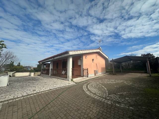 casa indipendente in vendita a Zagarolo