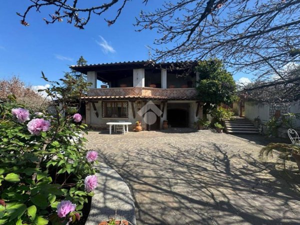 casa indipendente in vendita a Zagarolo