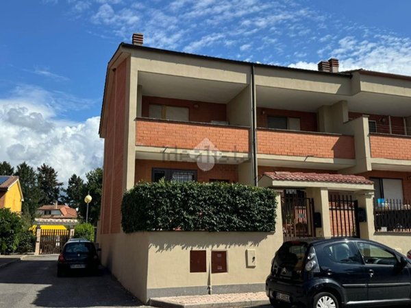 casa indipendente in vendita a Zagarolo