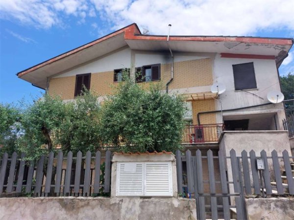 casa indipendente in vendita a Zagarolo