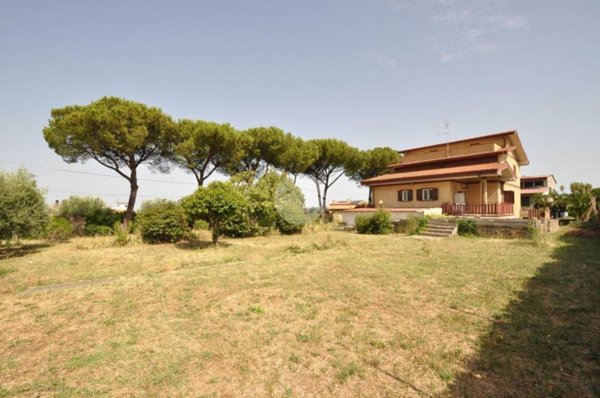 casa indipendente in vendita a Zagarolo in zona Valle Martella