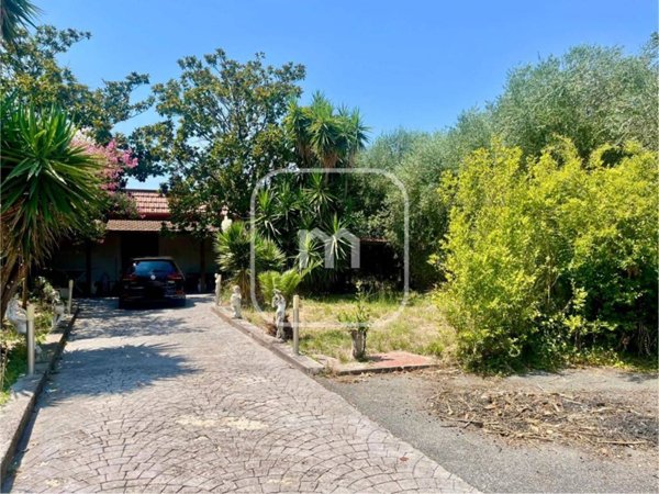 casa indipendente in vendita a Zagarolo in zona Valle Martella