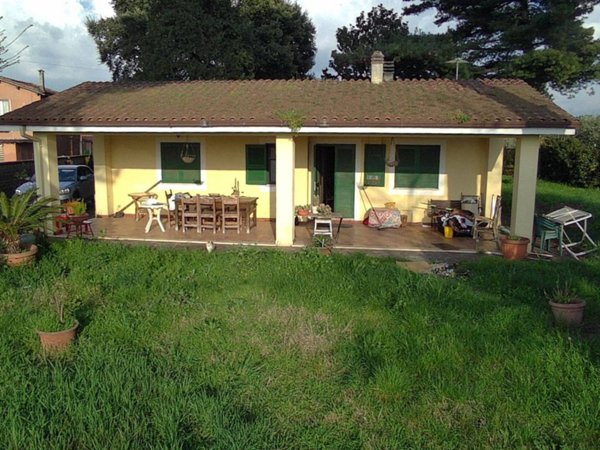 casa indipendente in vendita a Zagarolo