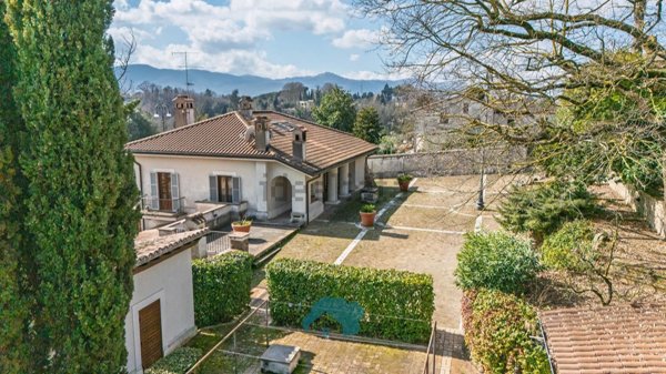 casa indipendente in vendita a Zagarolo