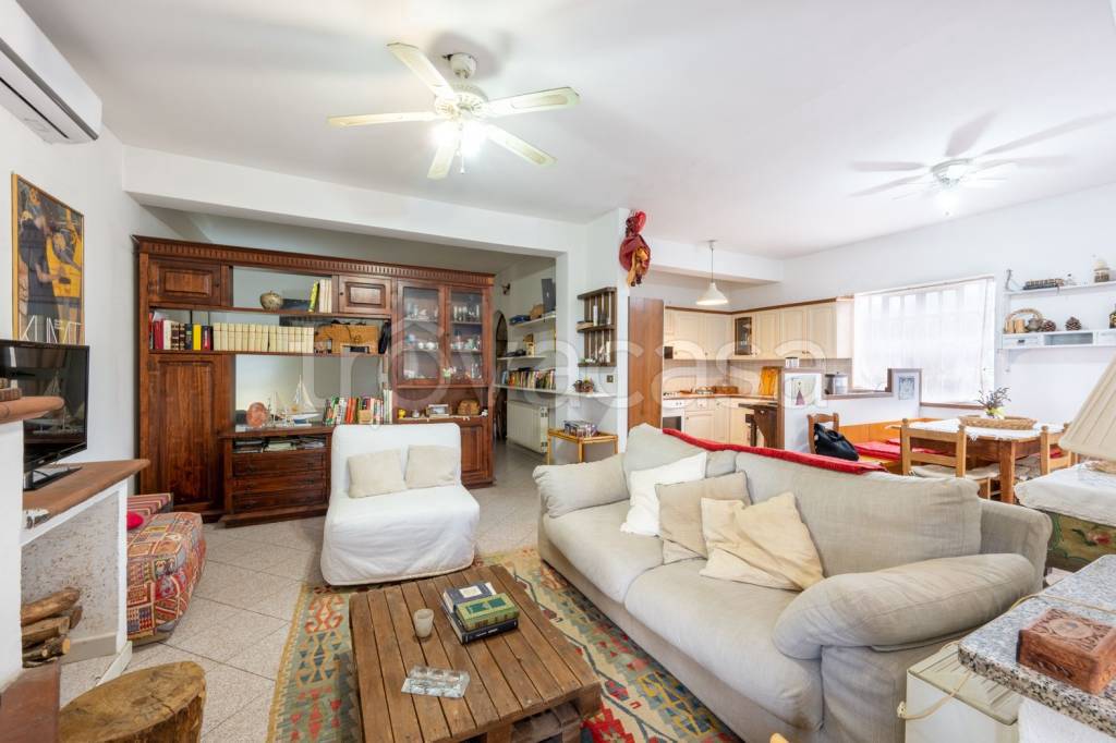 casa indipendente in vendita a Zagarolo