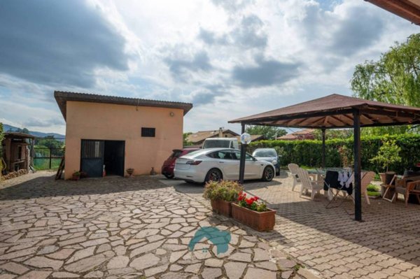 casa indipendente in vendita a Zagarolo