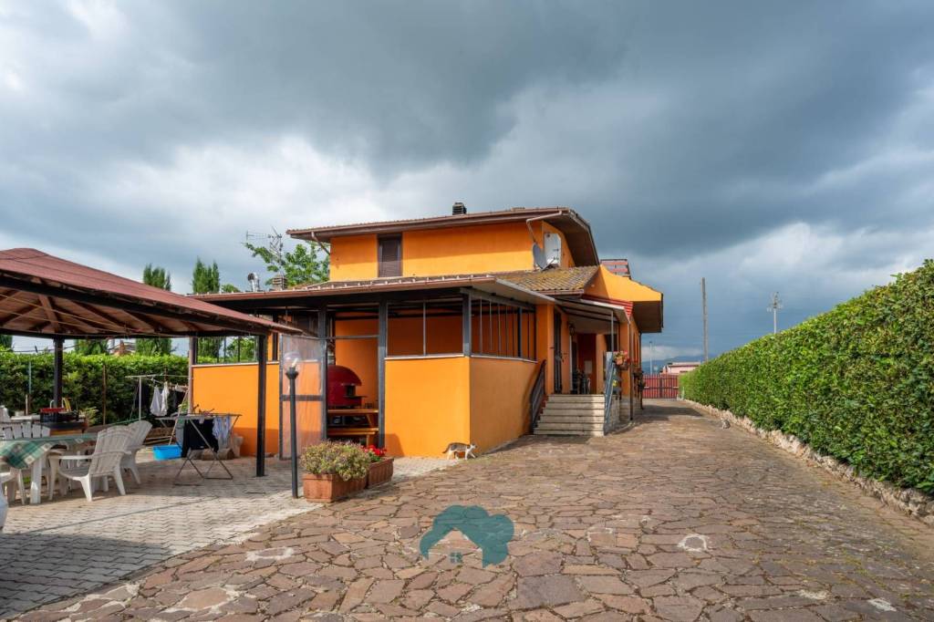 casa indipendente in vendita a Zagarolo