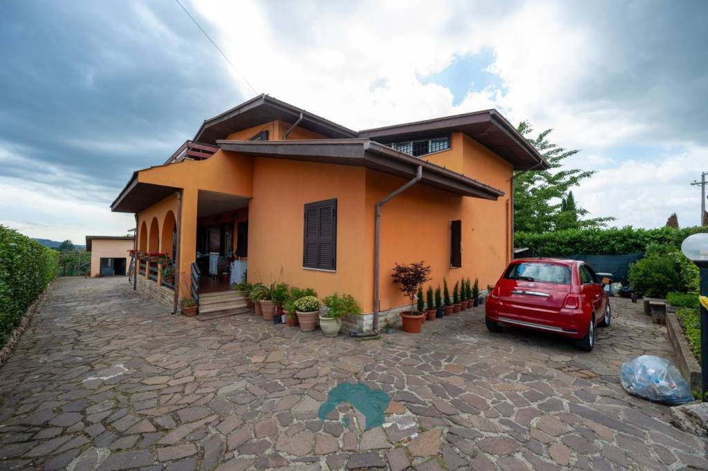 casa indipendente in vendita a Zagarolo