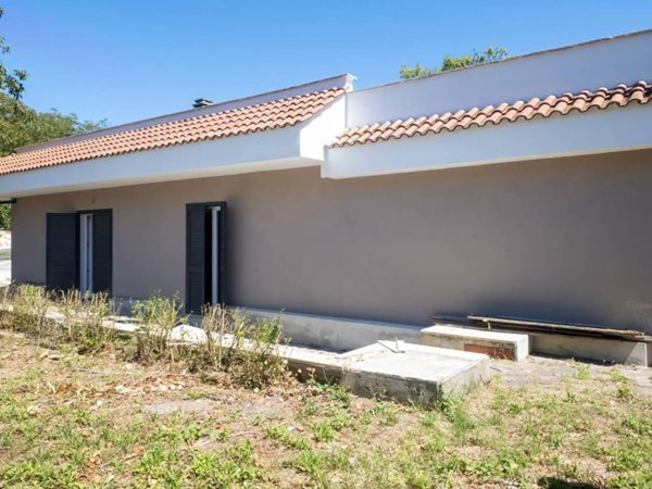 casa indipendente in vendita a Zagarolo