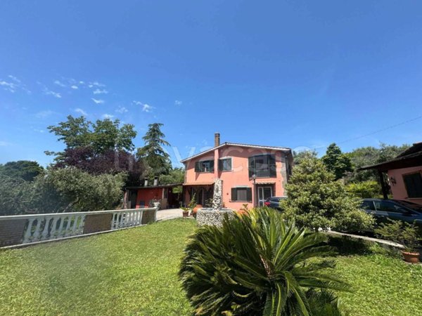 casa indipendente in vendita a Zagarolo