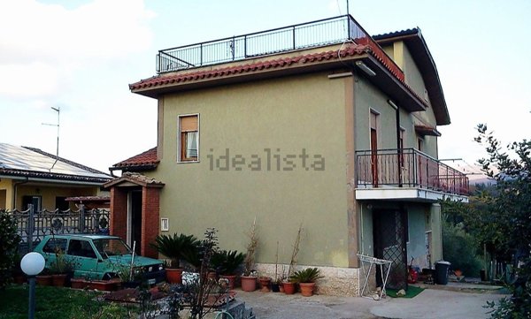 casa indipendente in vendita a Zagarolo