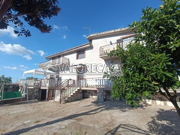 casa indipendente in vendita a Zagarolo in zona Valle Martella