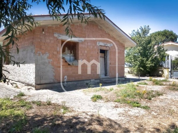 casa indipendente in vendita a Zagarolo