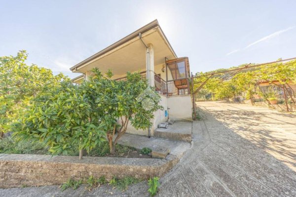casa indipendente in vendita a Zagarolo in zona Valle Martella