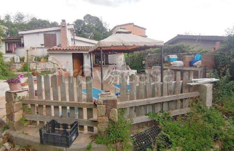 casa indipendente in vendita a Zagarolo in zona Valle Martella