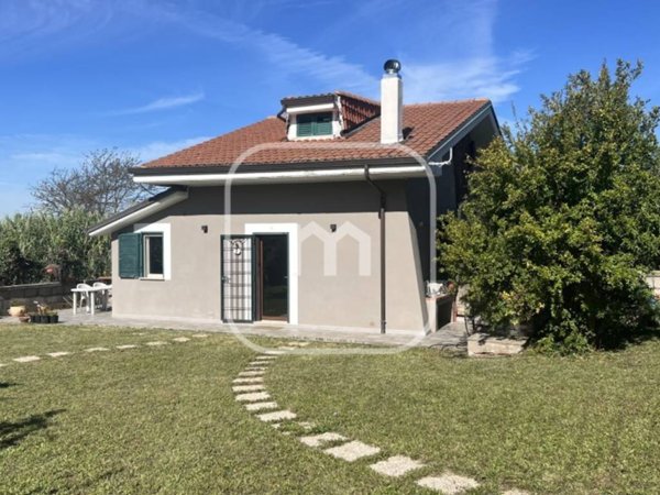 casa indipendente in vendita a Zagarolo