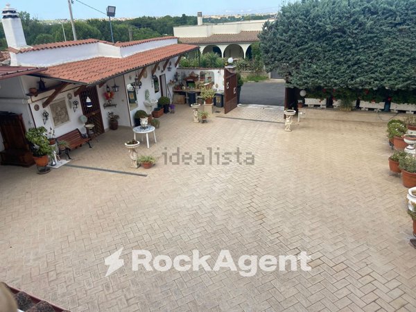 casa indipendente in vendita a Zagarolo in zona Valle Martella