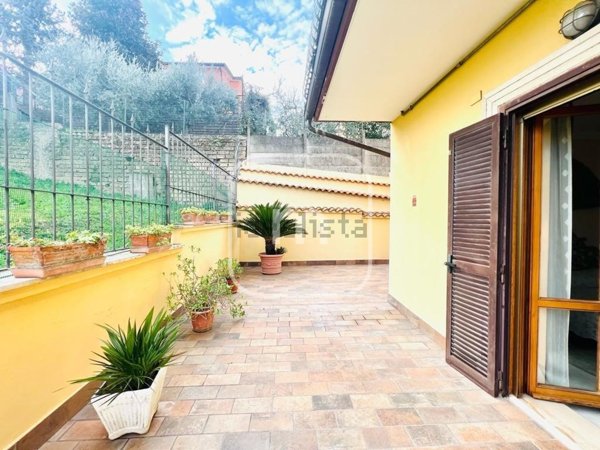 appartamento in vendita a Zagarolo in zona Valle Martella