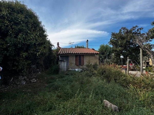 casa indipendente in vendita a Zagarolo