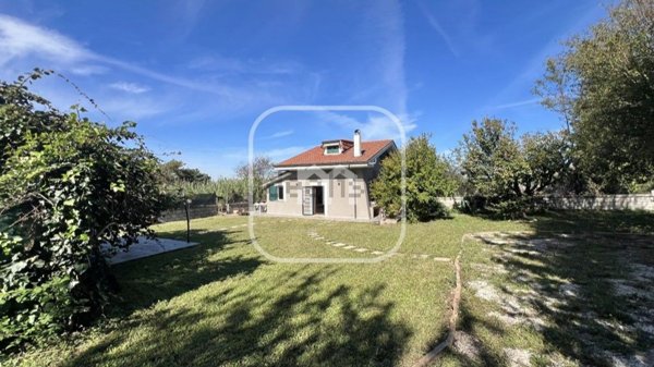 casa indipendente in vendita a Zagarolo