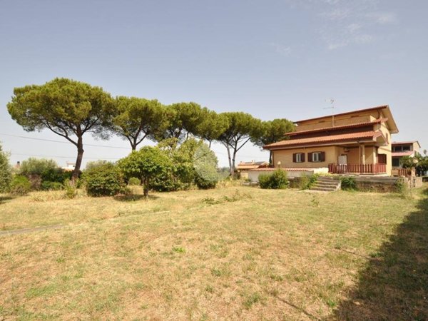 casa indipendente in vendita a Zagarolo in zona Valle Martella