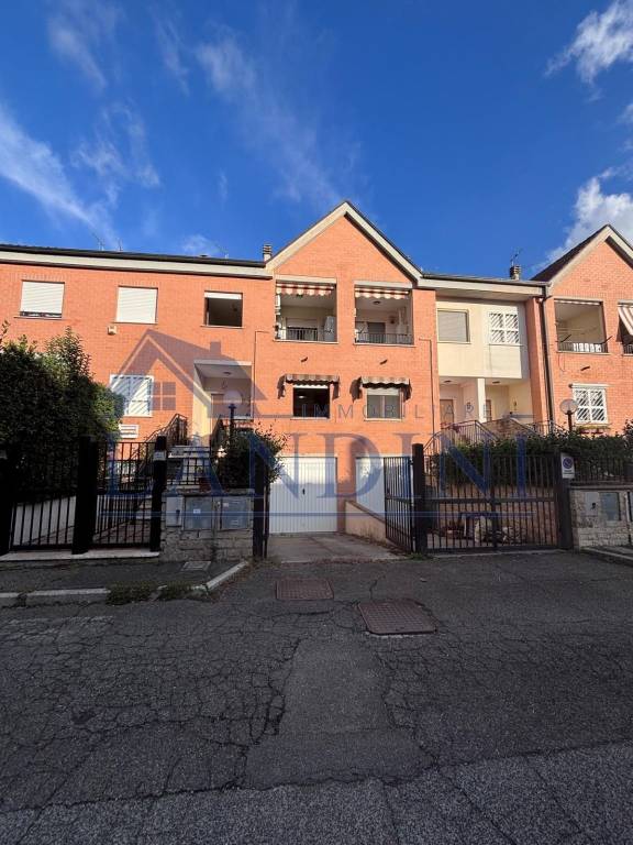 casa indipendente in vendita a Zagarolo