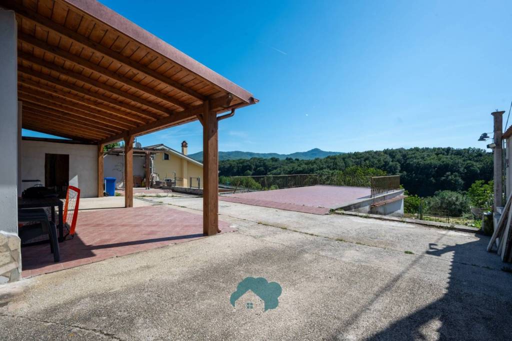 casa indipendente in vendita a Zagarolo