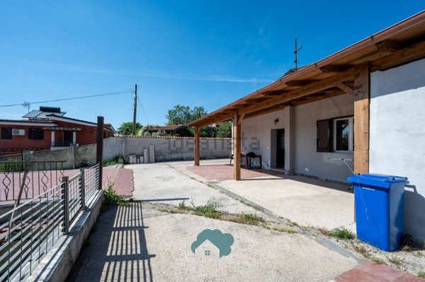 casa indipendente in vendita a Zagarolo