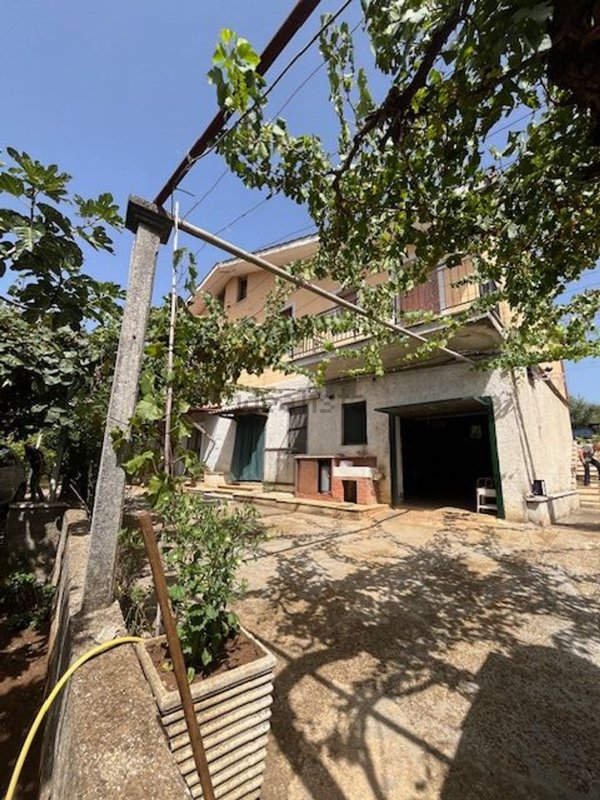 casa indipendente in vendita a Zagarolo